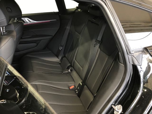 BMW Serie 4 420d Gran Coupe color Negro. Año 2025. 140KW(190CV). Diésel. En concesionario Vehinter Getafe de Madrid