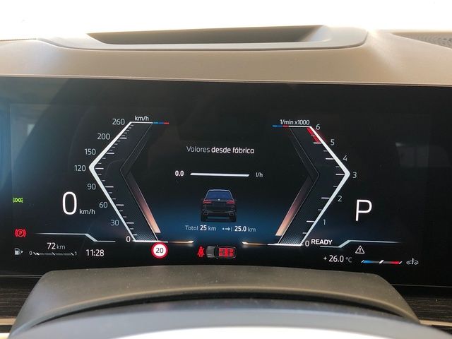 BMW X7 xDrive40d color Negro. Año 2025. 259KW(352CV). Diésel. En concesionario Vehinter Getafe de Madrid