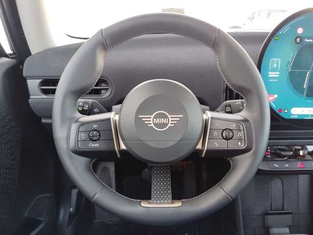 fotoG 13 del MINI MINI Cooper S 150 kW (204 CV) 204cv Gasolina del 2024 en Madrid