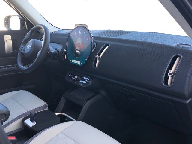 fotoG 7 del MINI MINI Countryman D 120 kW (163 CV) 163cv Diésel del 2025 en Madrid