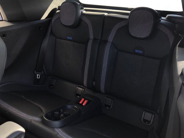 fotoG 8 del MINI MINI Cooper Cabrio C 120 kW (163 CV) 163cv Gasolina del 2025 en Madrid