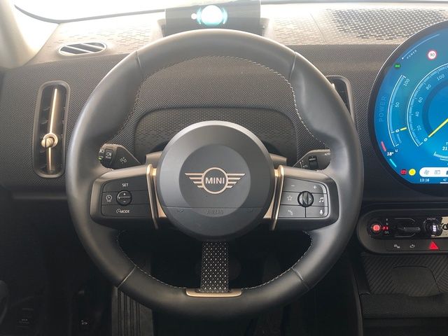 fotoG 13 del MINI MINI Countryman D 120 kW (163 CV) 163cv Híbrido Electro/Diesel del 2024 en Madrid