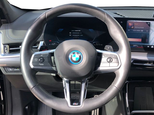 BMW X1 xDrive25e color Negro. Año 2025. 180KW(245CV). Híbrido Electro/Gasolina. En concesionario Vehinter Getafe de Madrid