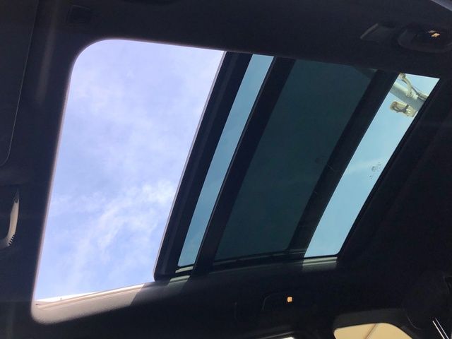 BMW X1 xDrive25e color Negro. Año 2025. 180KW(245CV). Híbrido Electro/Gasolina. En concesionario Vehinter Getafe de Madrid