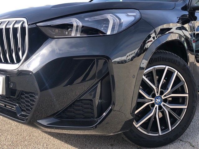 BMW X1 xDrive25e color Negro. Año 2025. 180KW(245CV). Híbrido Electro/Gasolina. En concesionario Vehinter Getafe de Madrid