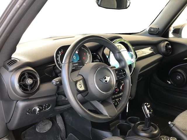 fotoG 12 del MINI MINI Cooper Cabrio 100 kW (136 CV) 136cv Gasolina del 2024 en Madrid