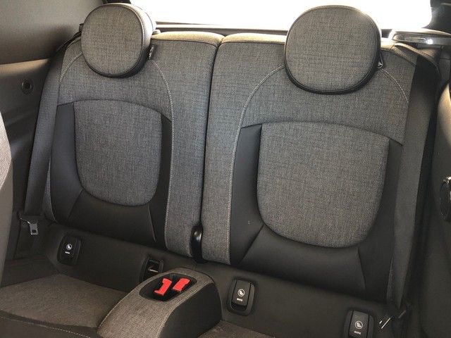 fotoG 8 del MINI MINI Cooper Cabrio 100 kW (136 CV) 136cv Gasolina del 2024 en Madrid