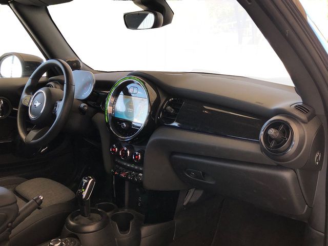 fotoG 7 del MINI MINI Cooper Cabrio 100 kW (136 CV) 136cv Gasolina del 2024 en Madrid