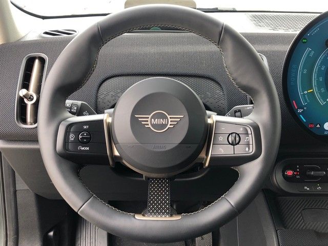 fotoG 13 del MINI MINI Countryman D 120 kW (163 CV) 163cv Diésel del 2024 en Madrid