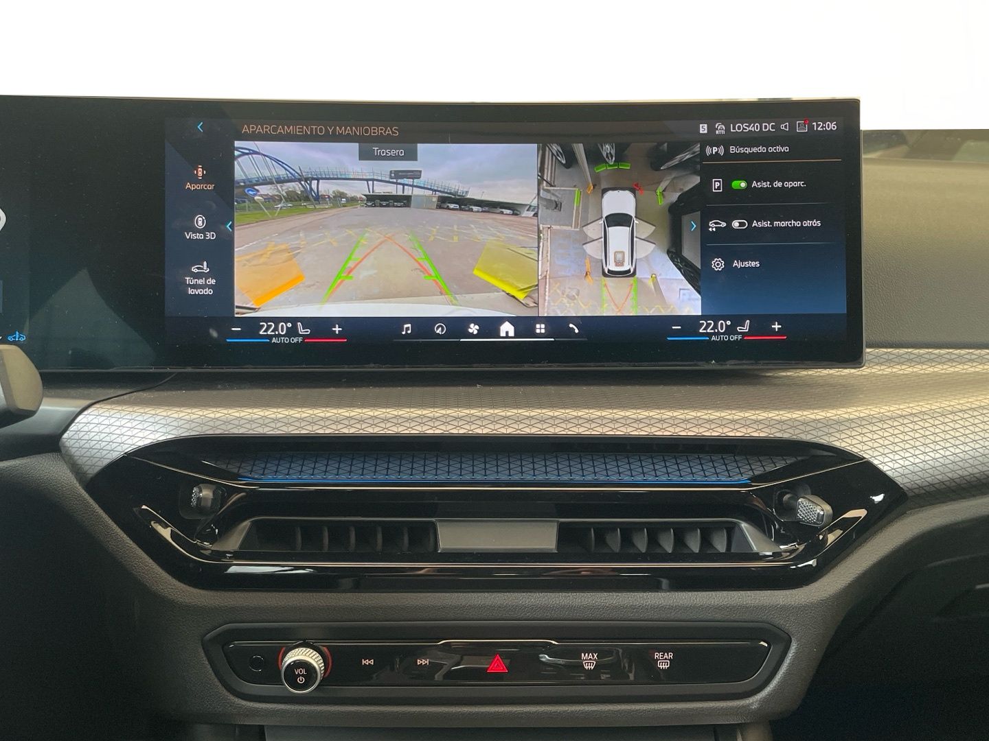 BMW Serie 3 320d Touring color Blanco. Año 2025. 140KW(190CV). Diésel. En concesionario Vehinter Getafe de Madrid