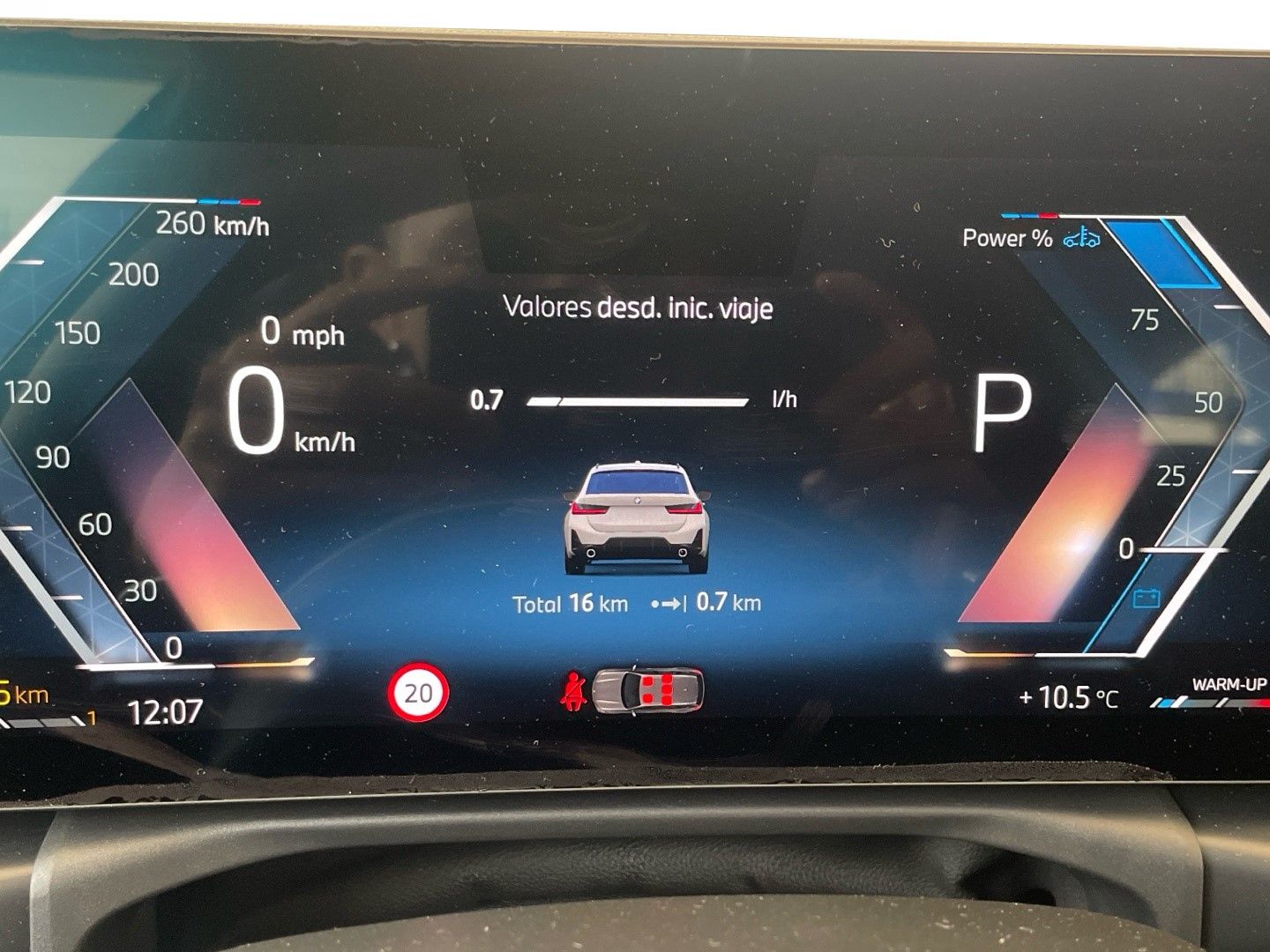 BMW Serie 3 320d Touring color Blanco. Año 2025. 140KW(190CV). Diésel. En concesionario Vehinter Getafe de Madrid