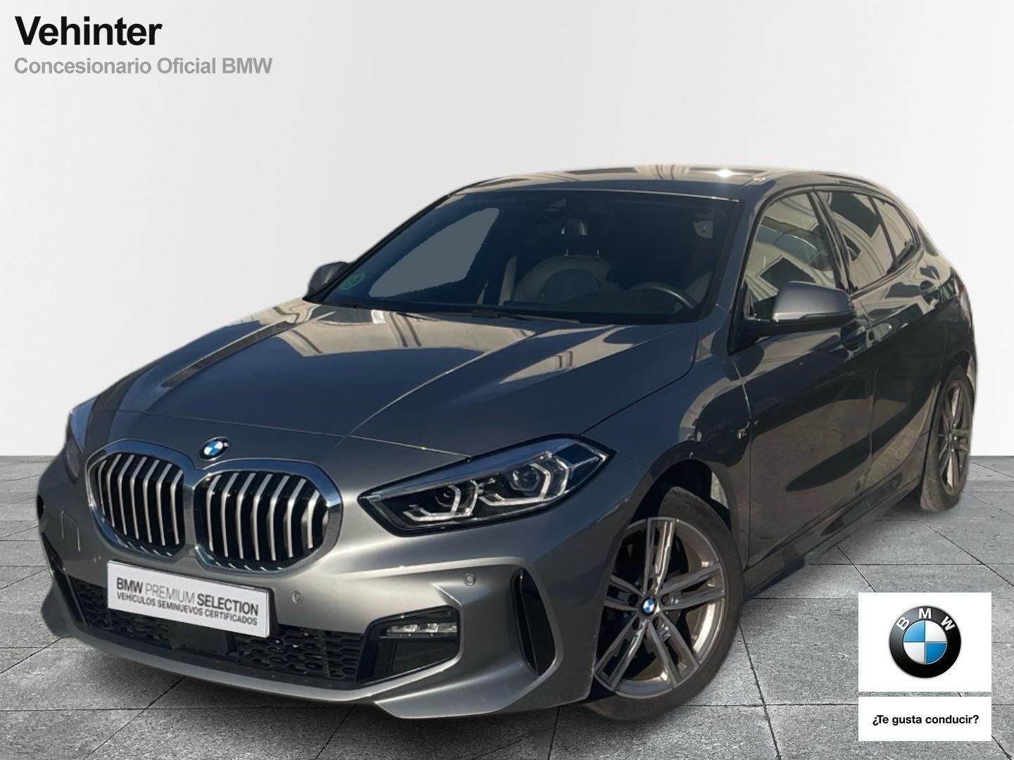 Fotos de BMW Serie 1 118d color Gris. Año 2024. 110KW(150CV). Diésel. En concesionario Momentum S.A. de Madrid