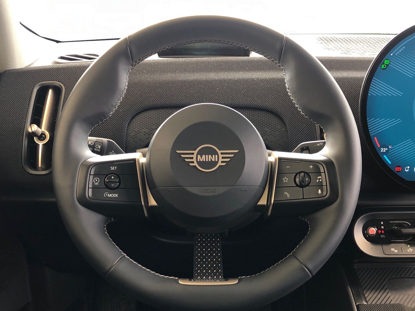 fotoG 13 del MINI MINI Countryman D 120 kW (163 CV) 163cv Diésel del 2024 en Madrid