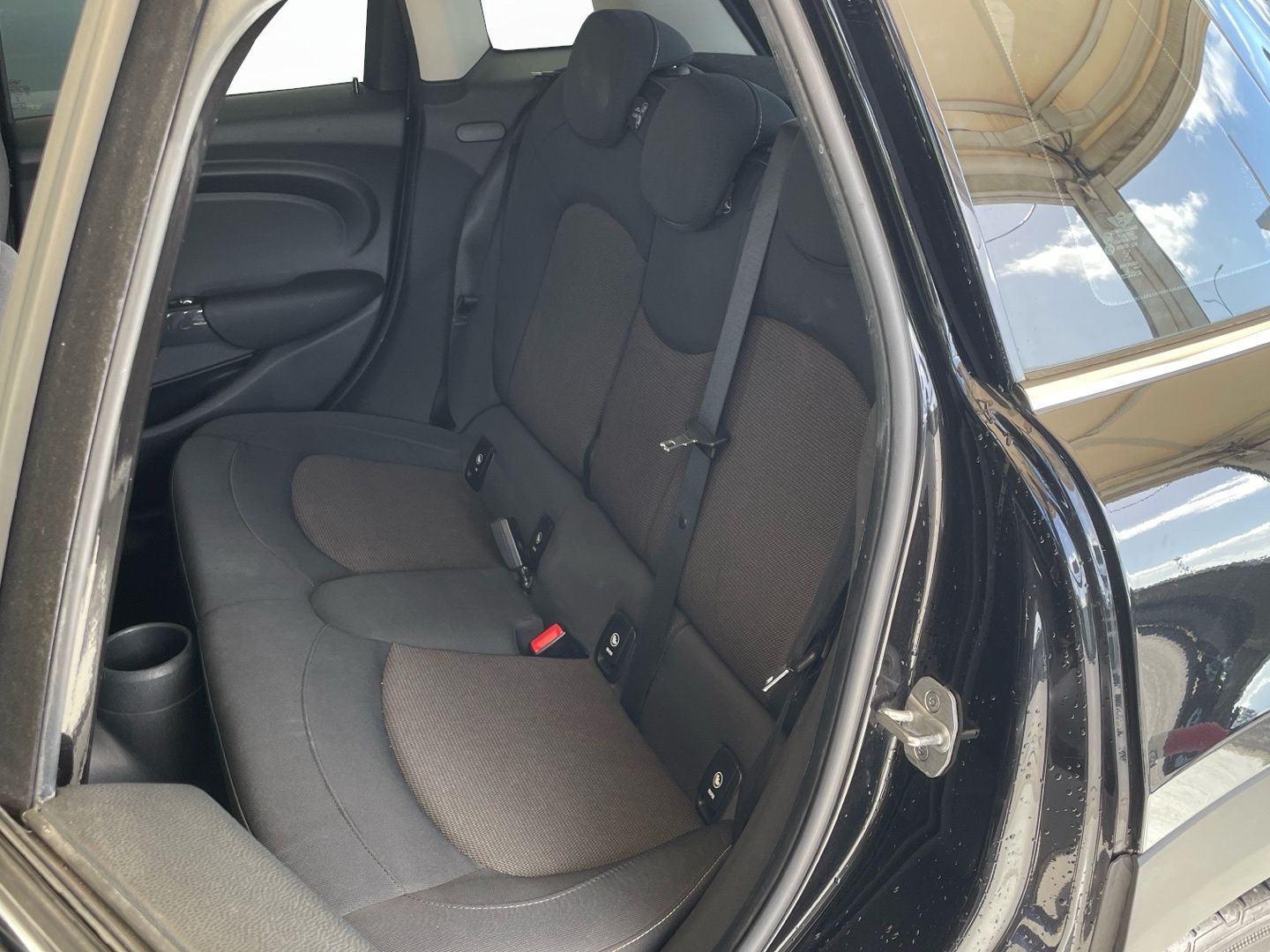 fotoG 8 del MINI MINI Cooper 5 Puertas 100 kW (136 CV) 136cv Gasolina del 2020 en Madrid