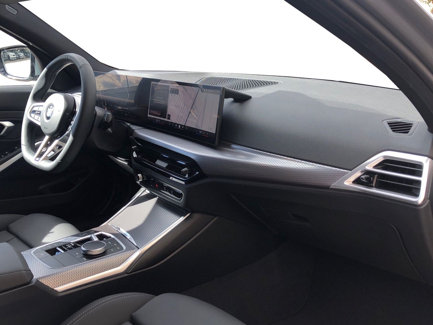 BMW Serie 3 318d Touring color Gris. Año 2025. 110KW(150CV). Diésel. En concesionario Vehinter Getafe de Madrid