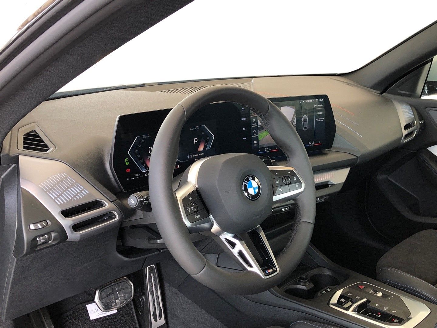 BMW Serie 2 220i Gran Coupe color Gris. Año 2025. 125KW(170CV). Gasolina. En concesionario Vehinter Getafe de Madrid