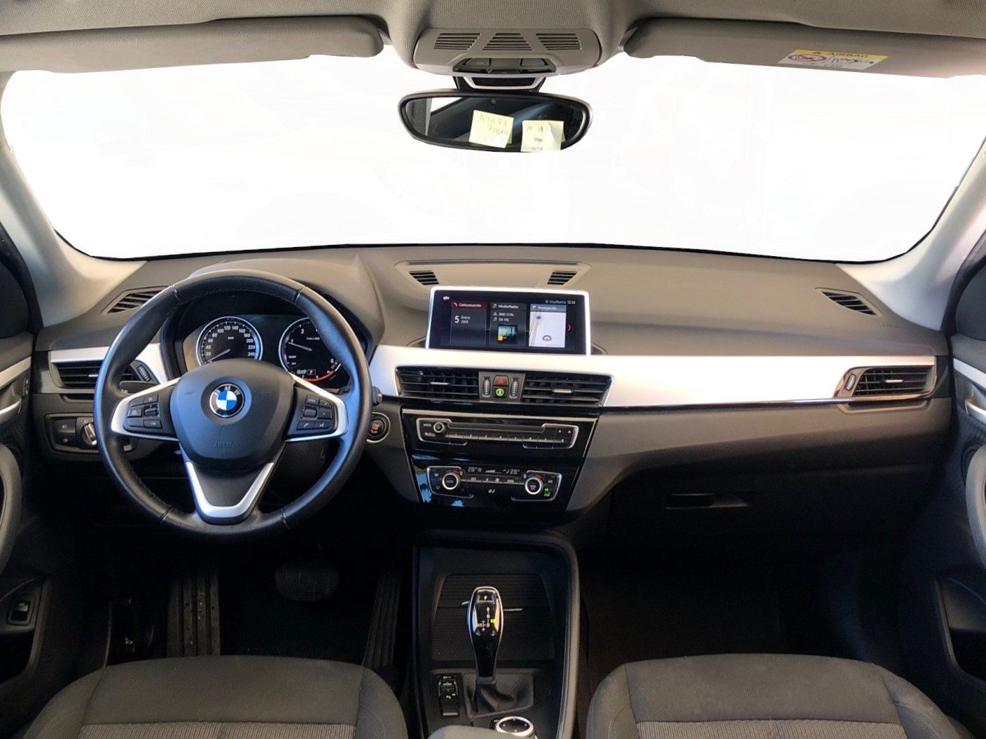 BMW X1 sDrive18d color Negro. Año 2020. 110KW(150CV). Diésel. En concesionario Vehinter Getafe de Madrid