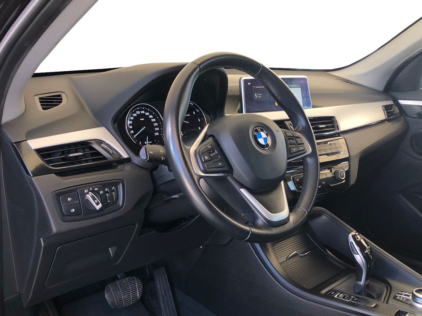 BMW X1 sDrive18d color Negro. Año 2020. 110KW(150CV). Diésel. En concesionario Vehinter Getafe de Madrid