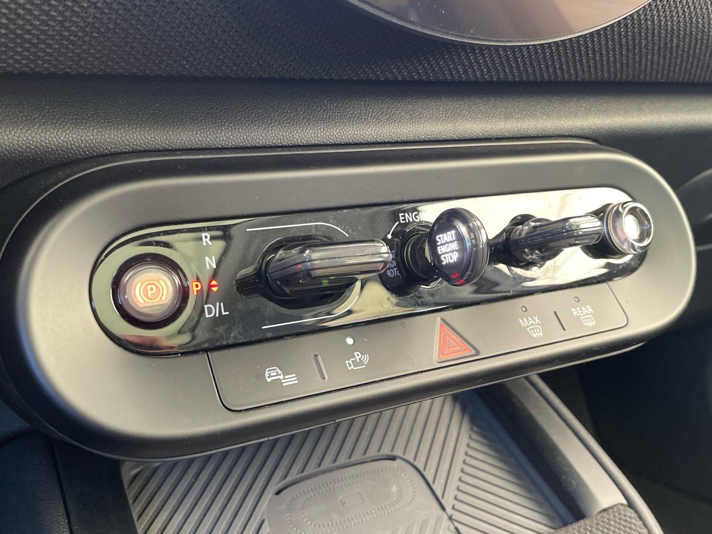 fotoG 17 del MINI MINI Countryman C 125 kW (170 CV) 170cv Gasolina del 2024 en Madrid