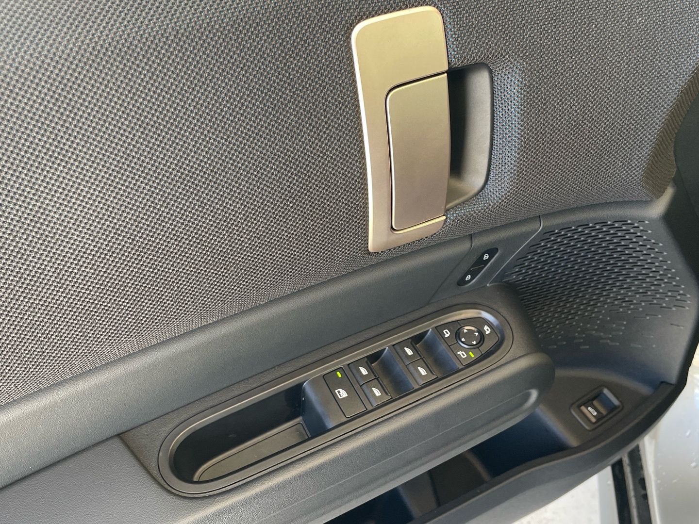 fotoG 10 del MINI MINI Countryman C 125 kW (170 CV) 170cv Gasolina del 2024 en Madrid