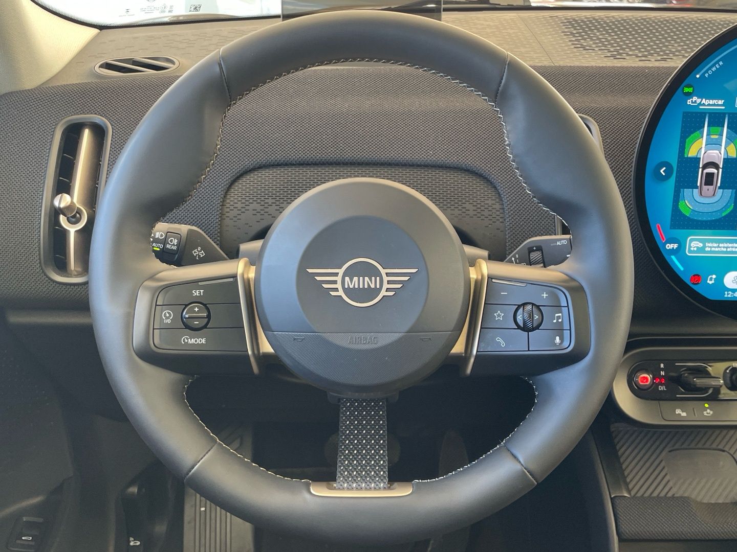 fotoG 13 del MINI MINI Countryman C 125 kW (170 CV) 170cv Gasolina del 2024 en Madrid