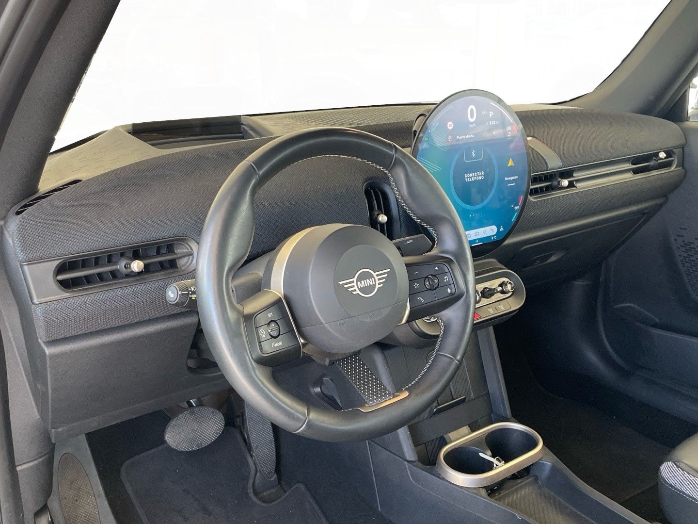 fotoM 12 del MINI MINI Cooper Cabrio C 120 kW (163 CV) 163cv Gasolina del 2025 en Madrid