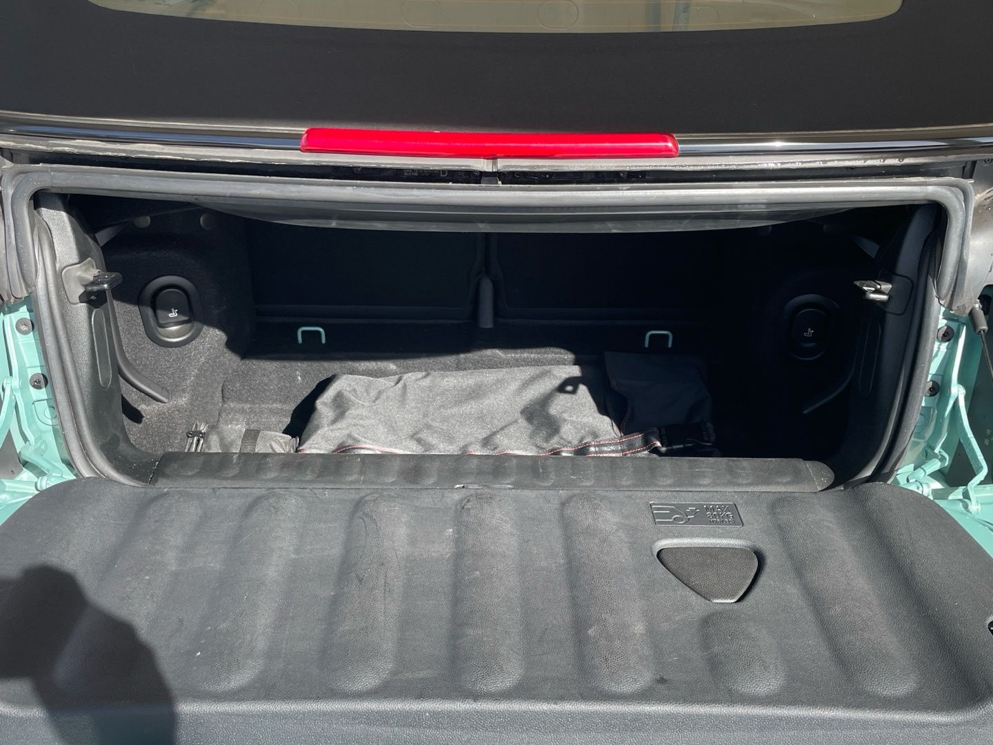 fotoM 21 del MINI MINI Cooper Cabrio C 120 kW (163 CV) 163cv Gasolina del 2025 en Madrid