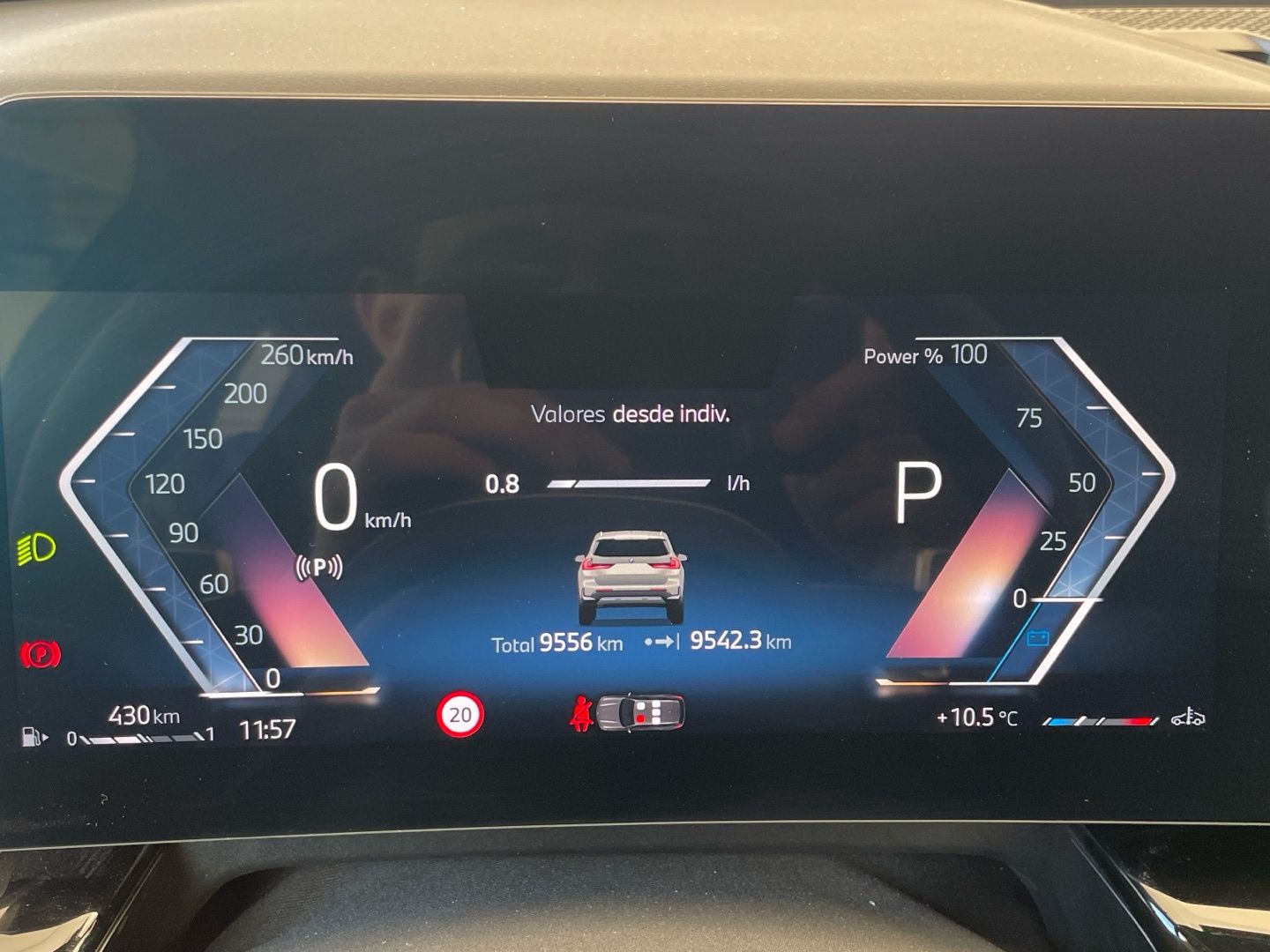 BMW X1 sDrive18d color Gris Plata. Año 2024. 110KW(150CV). Diésel. En concesionario Vehinter Getafe de Madrid