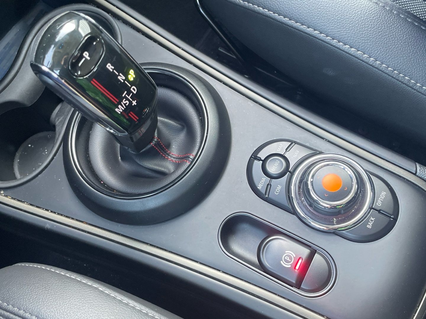 fotoG 16 del MINI MINI Countryman Cooper S ALL4 131 kW (178 CV) 178cv Gasolina del 2021 en Madrid