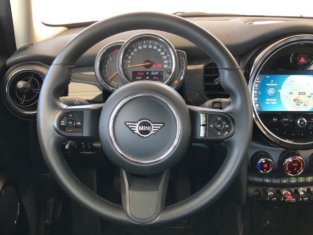 fotoG 13 del MINI MINI Cooper 5 Puertas 100 kW (136 CV) 136cv Gasolina del 2021 en Madrid