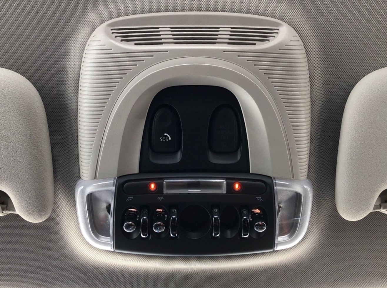 fotoG 16 del MINI MINI Cooper 5 Puertas 100 kW (136 CV) 136cv Gasolina del 2021 en Madrid