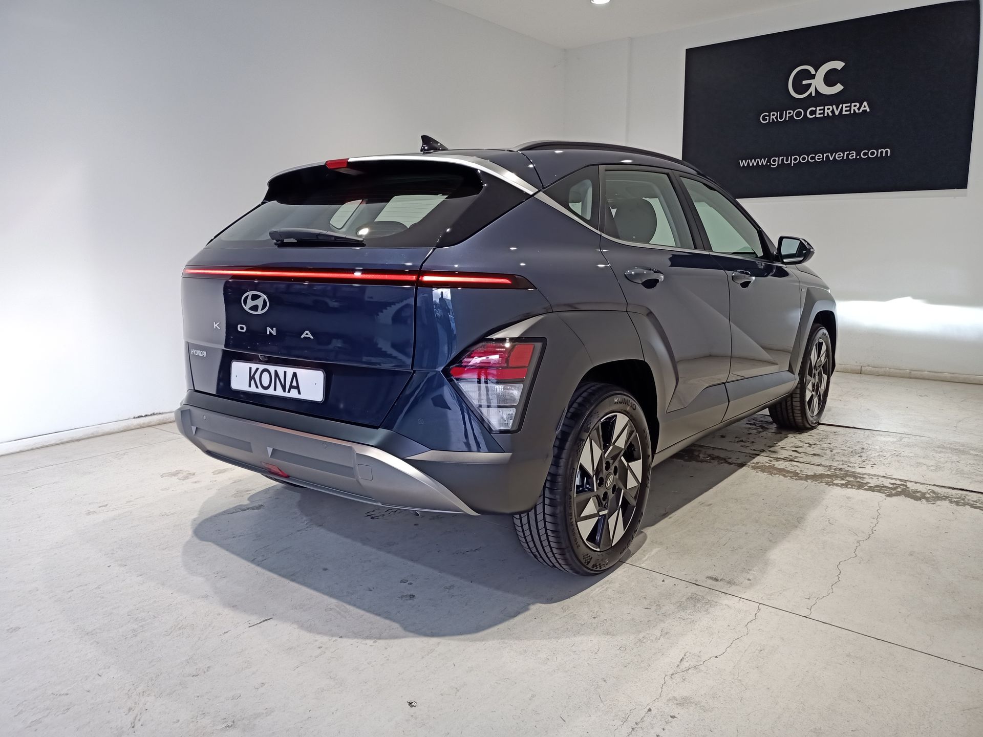 Hyundai Kona 1.0T XLS 85 KW (115 CV)