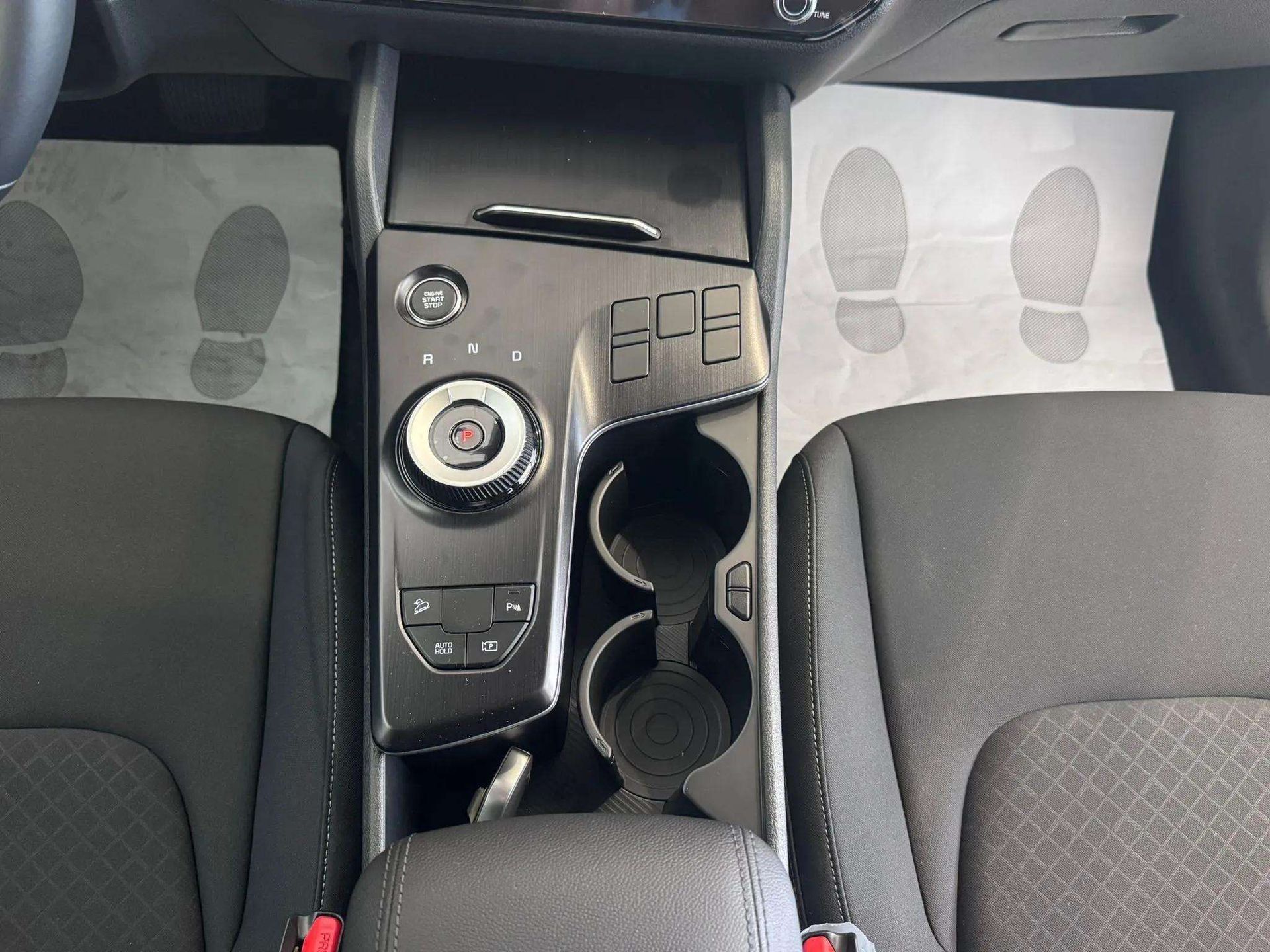 Kia Sportage 1.6 T-GDi HEV Concept 4x2 176 KW (239 CV)