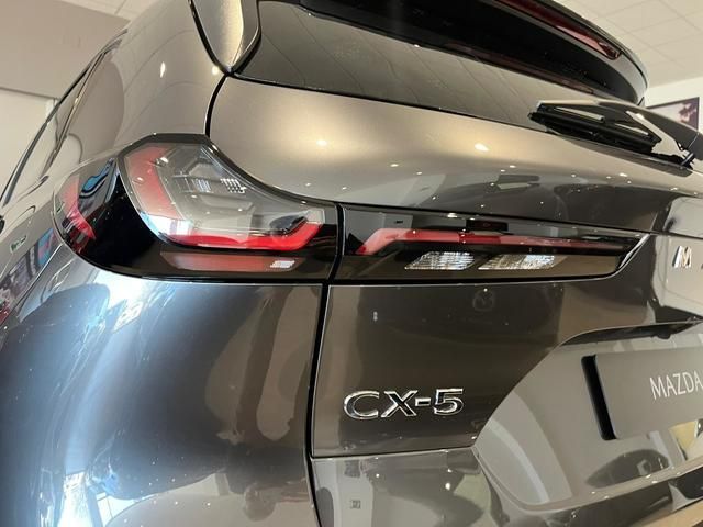 Mazda CX-5 2.5L E-SKYACTIV G MHEV Centre-Line FWD AT 104 KW (141 CV)