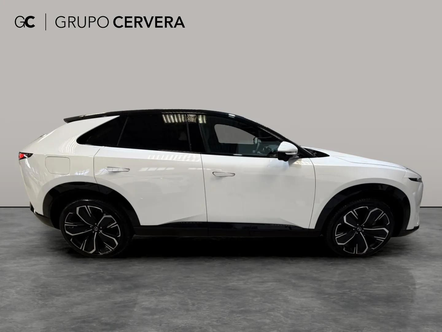 Mazda CX-6e EV Takumi RWD AT 190 KW (258 CV)