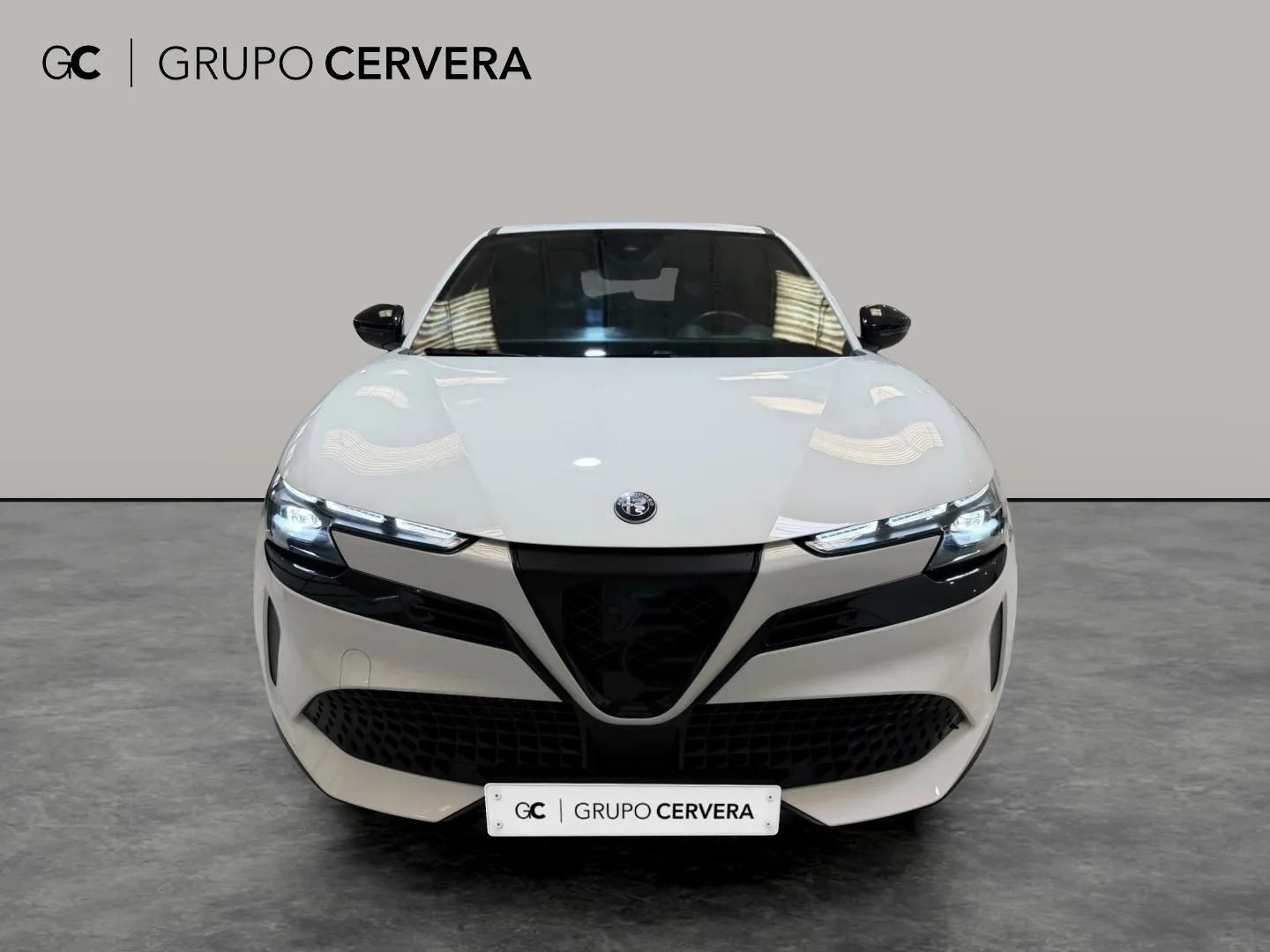 Alfa Romeo Junior 1.2 Ibrida Speciale Auto 100 KW (136 CV)