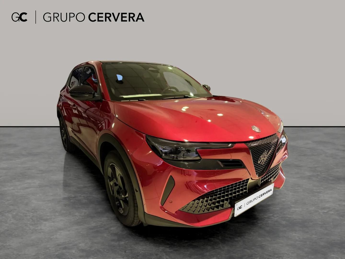 Alfa Romeo Junior 1.2 Ibrida Sprint EDCT6 107 KW (145 CV) Alfa Romeo Junior 1.2 Ibrida Sprint EDCT6 107 KW (145 CV)