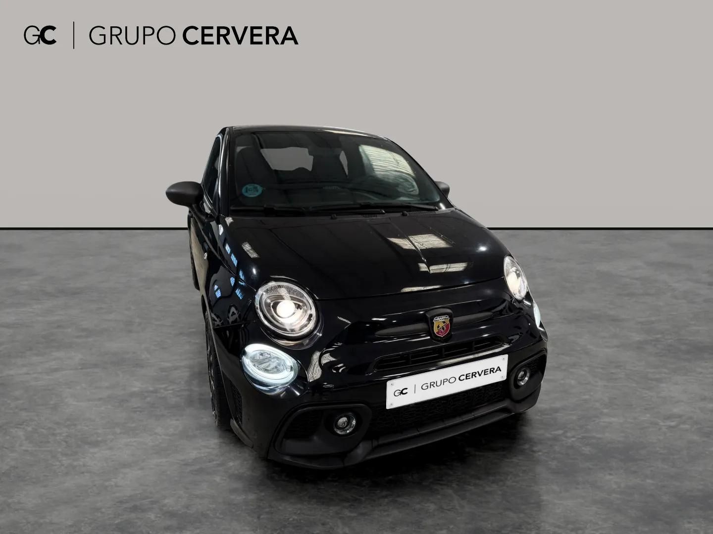 Abarth 500 1.4 16v T-Jet 695 132 KW (180 CV) Abarth 500 1.4 16v T-Jet 695 132 KW (180 CV)