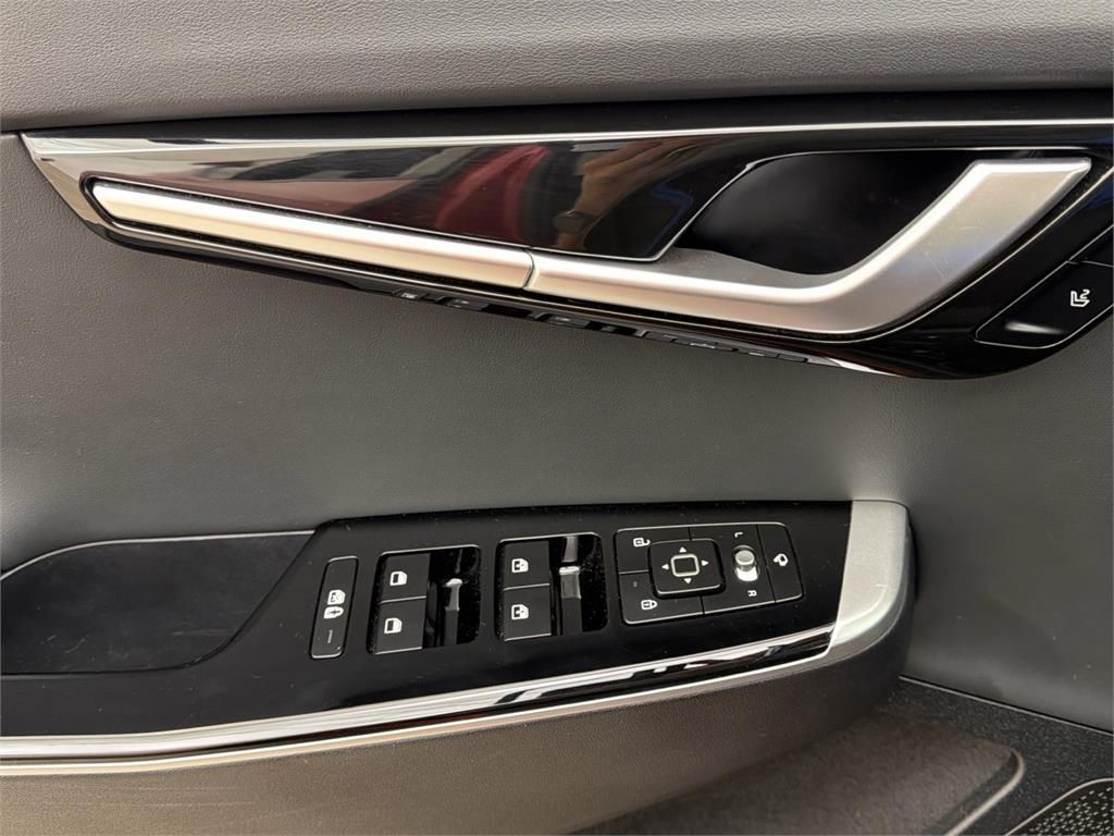 Imatge del vehicle 6