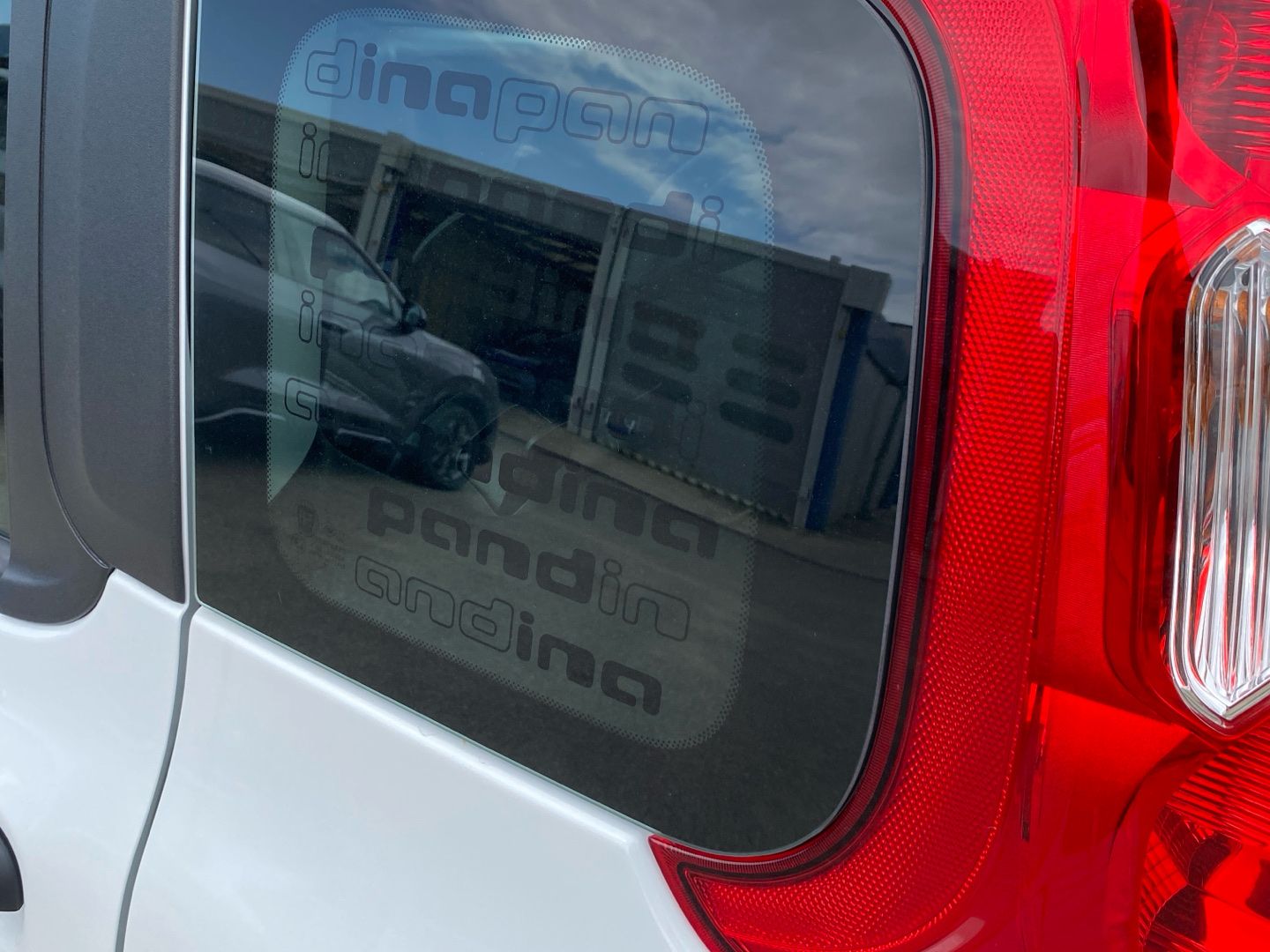 Imatge del vehicle 28