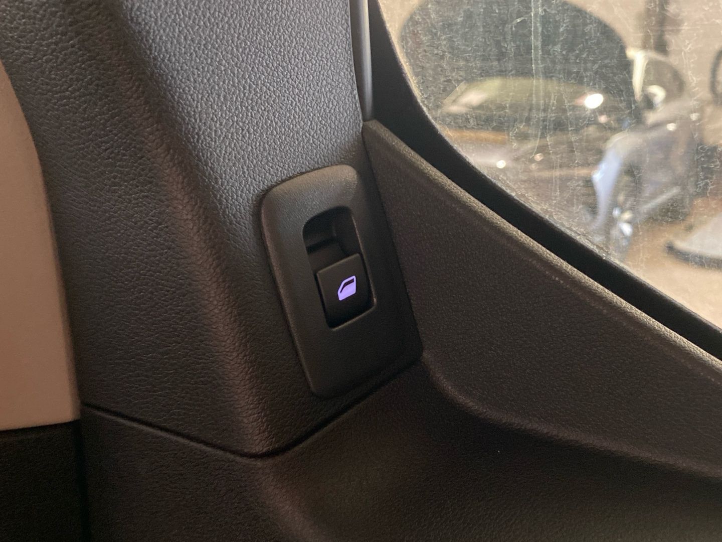 Imatge del vehicle 24