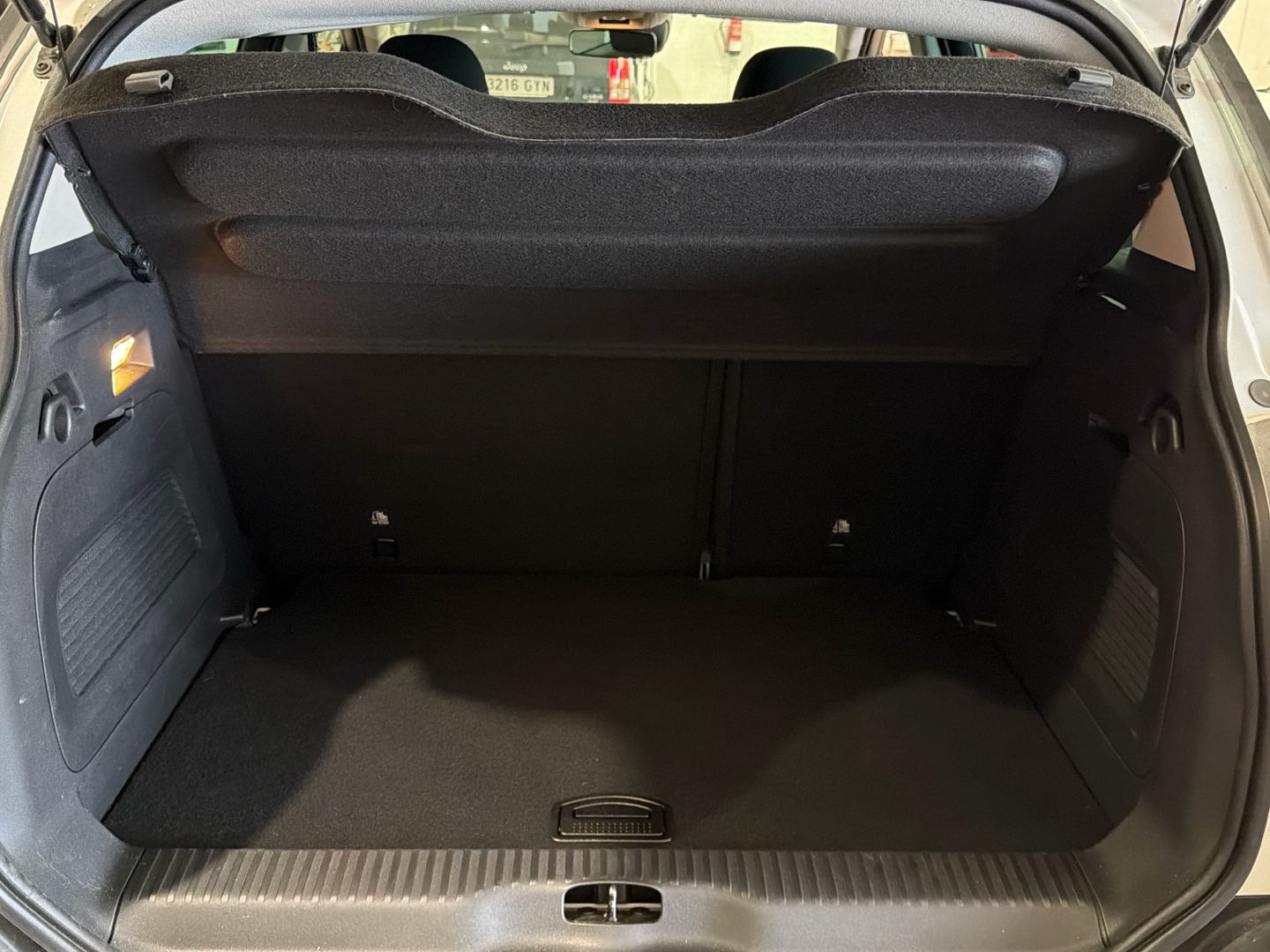 Imatge del vehicle 6