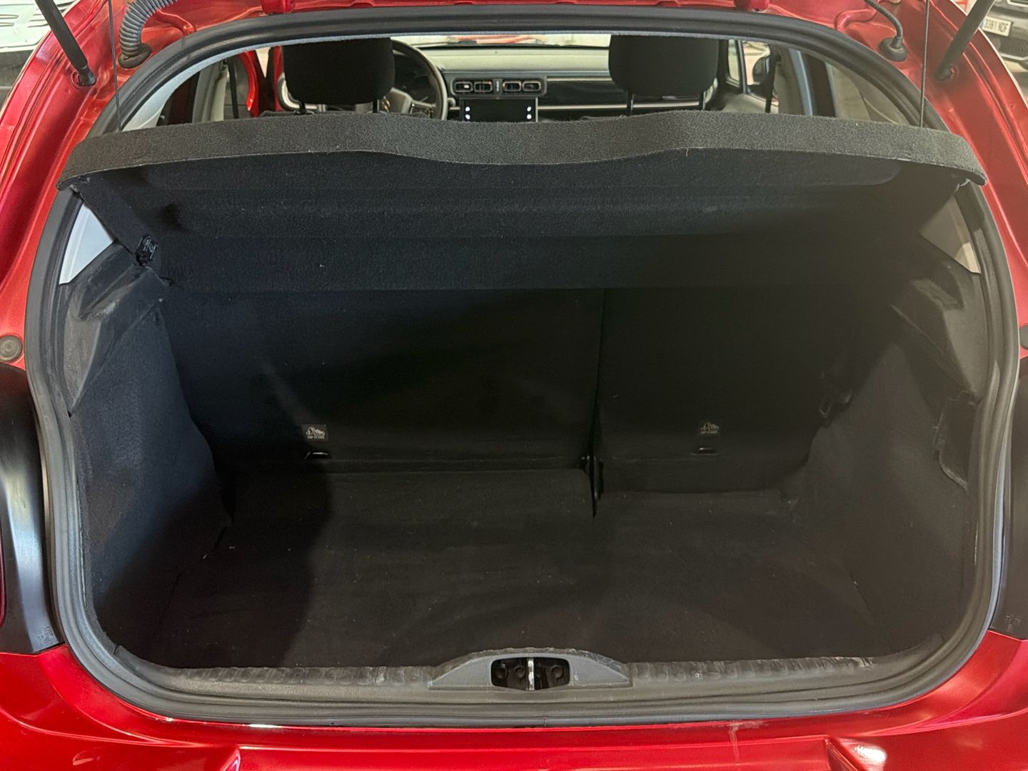 Imatge del vehicle 6