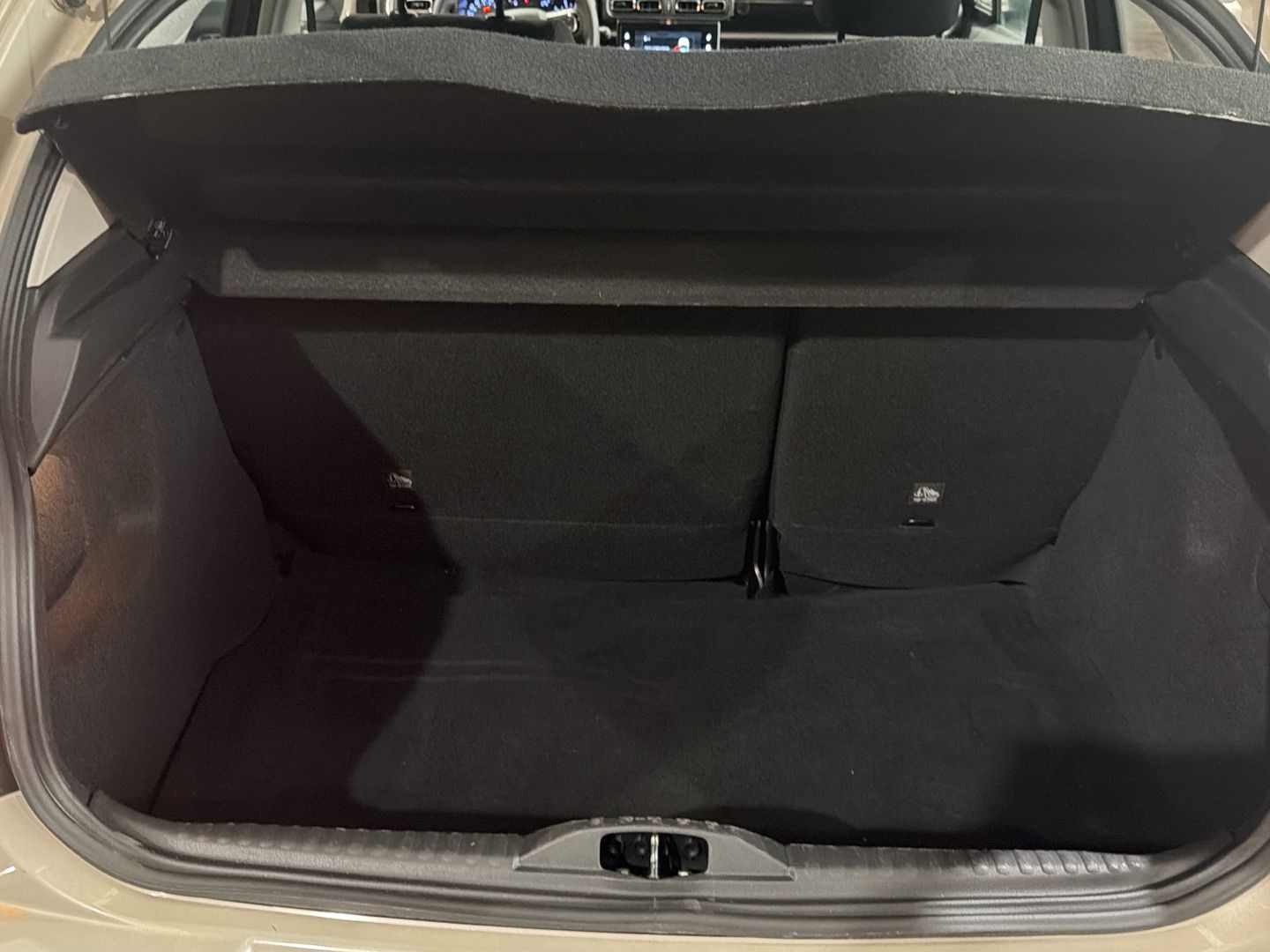 Imatge del vehicle 6