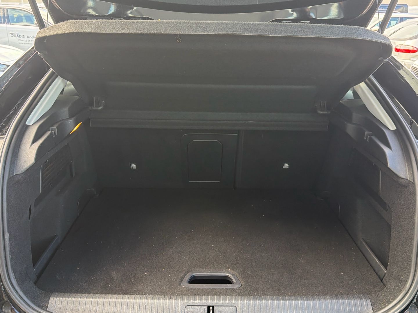 Imatge del vehicle 6