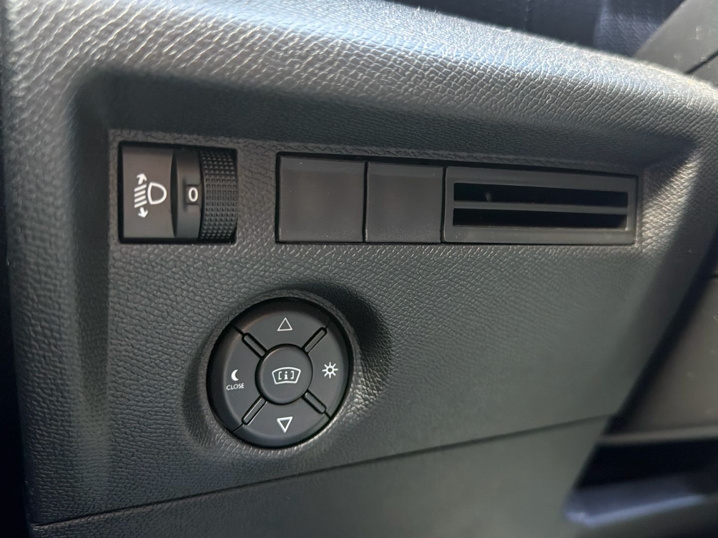 Imatge del vehicle 25