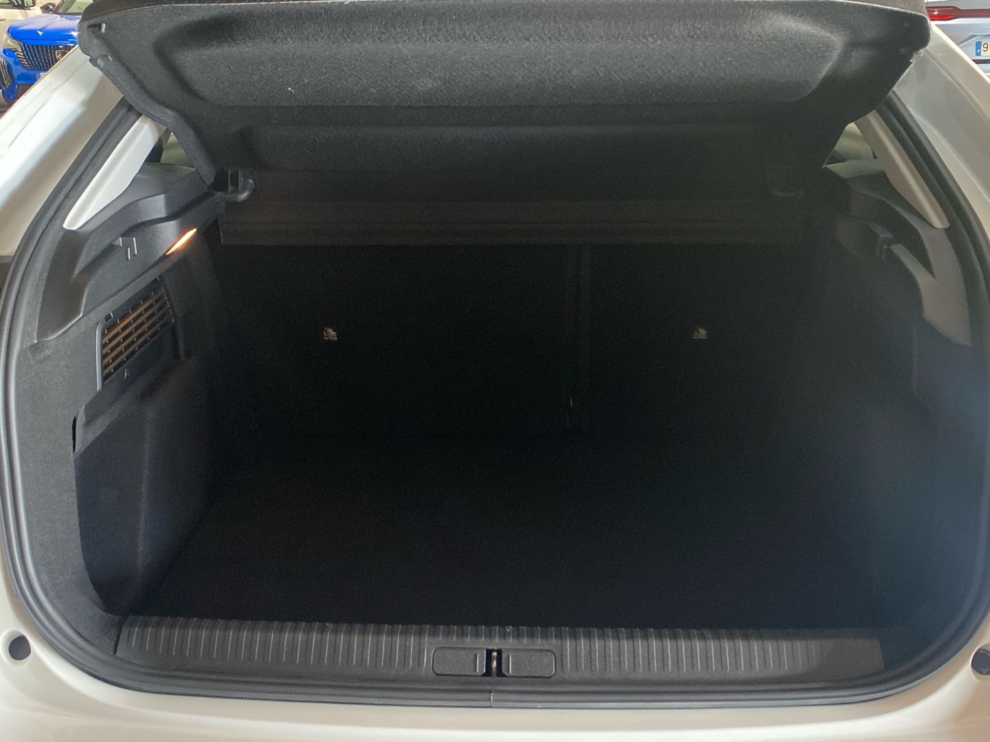 Imatge del vehicle 6