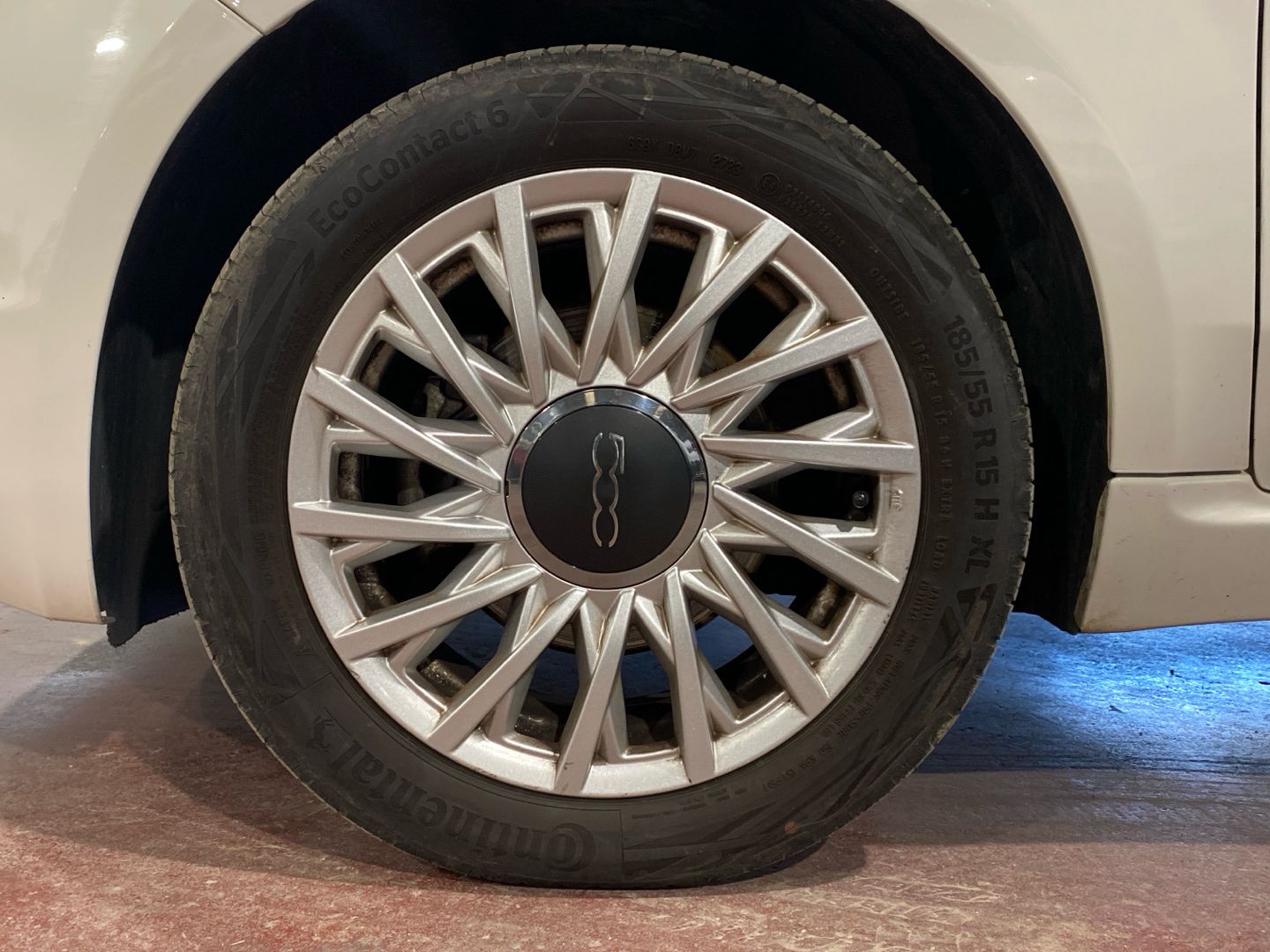 Vehicle image 13