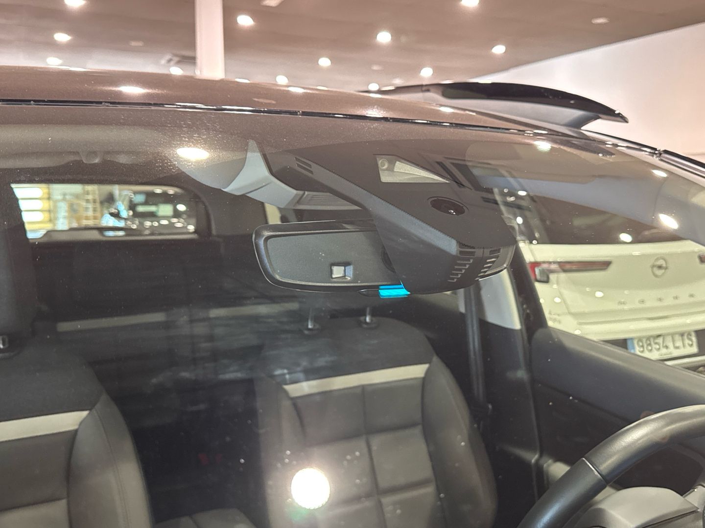 Vehicle image 38