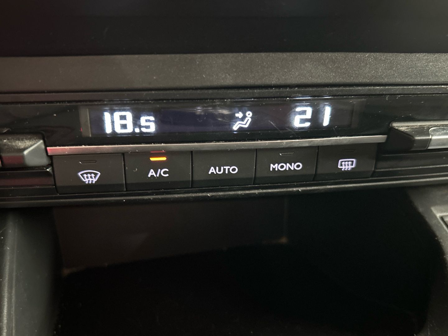 Imatge del vehicle 24